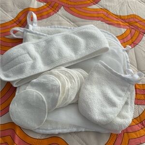 NOB- USED ONCE- Reusable Makeup Remover Set Pads, Headband, Mitts, and Cloths